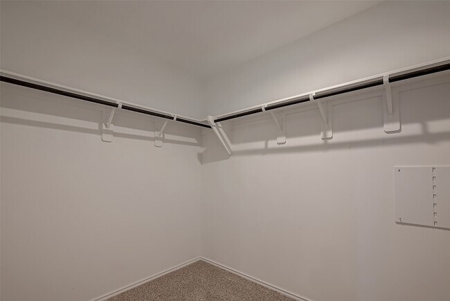 Building Photo - 5343 Pinecliff Grove Ct