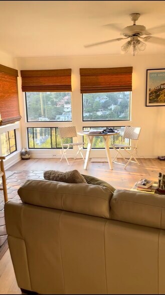 Building Photo - 2807 Pelham Pl