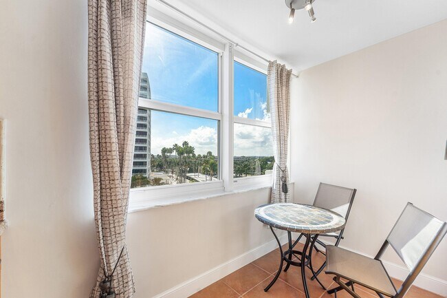 Building Photo - 1200 S Ocean Blvd