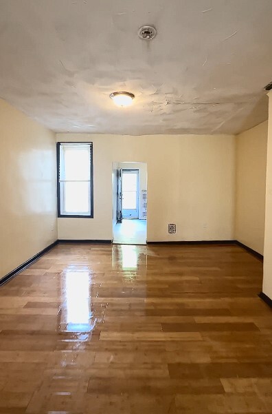 Building Photo - 6431 Grays Ave