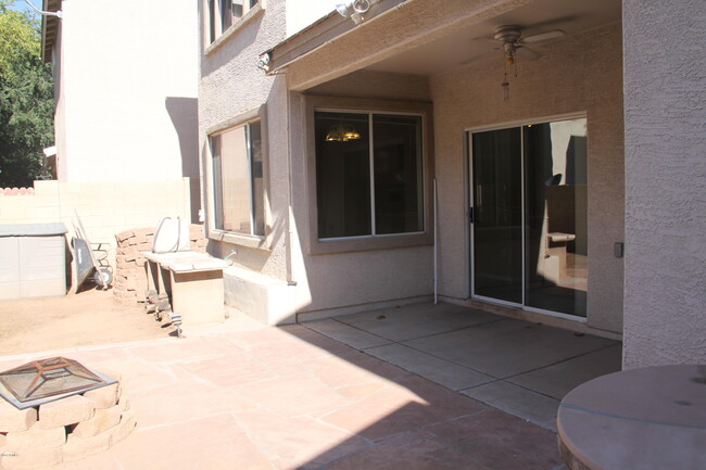 Building Photo - 4220 E Orchid Ln