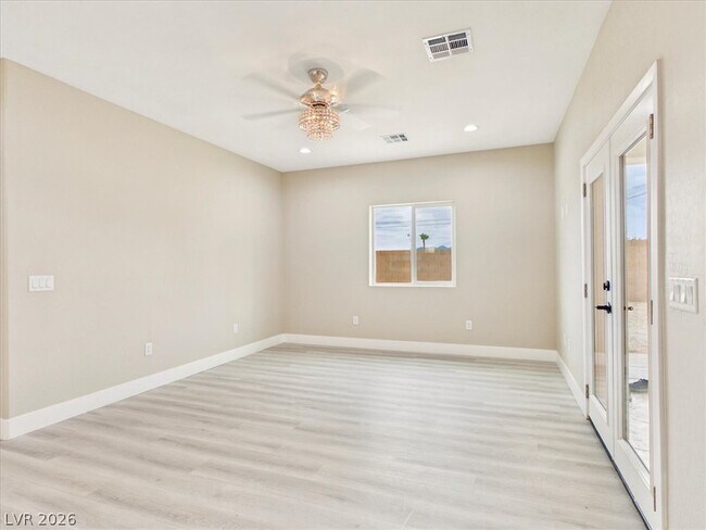 Building Photo - 1740 Jerome Ln