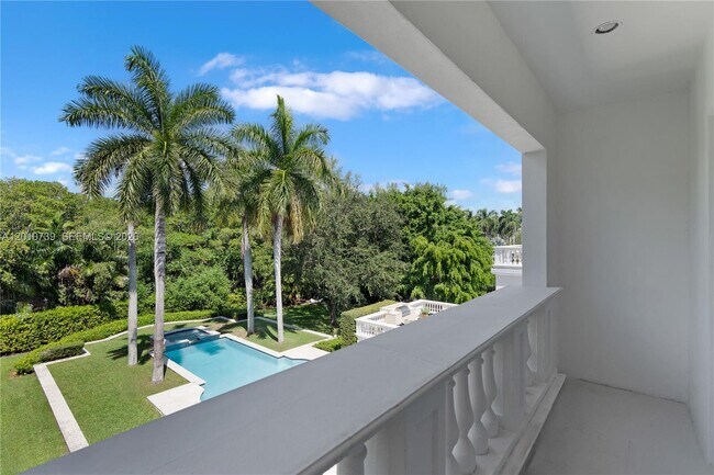 Building Photo - 26 Tahiti Beach Island Rd