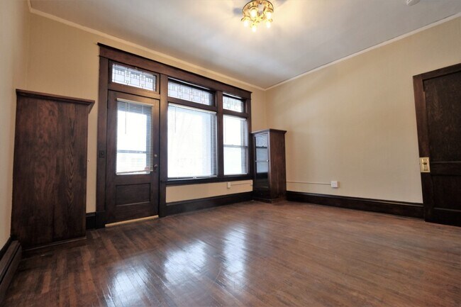 Building Photo - Holly Avenue Apartments