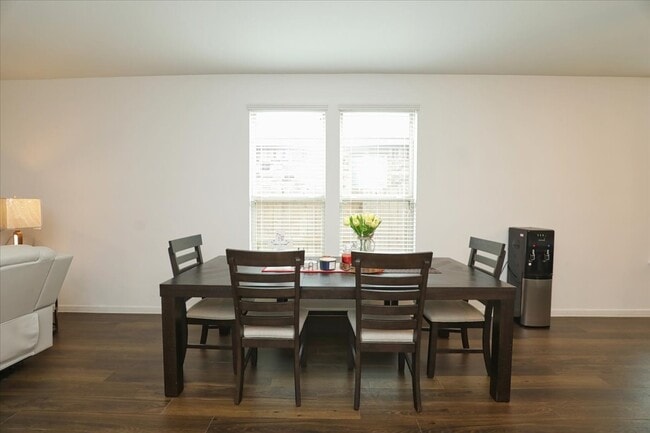 Building Photo - 14463 Cedar Ledge Ln