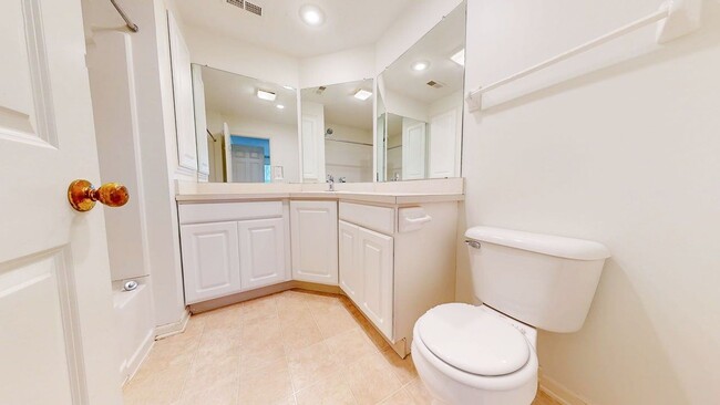 Building Photo - 5003 Ivyvine Blvd
