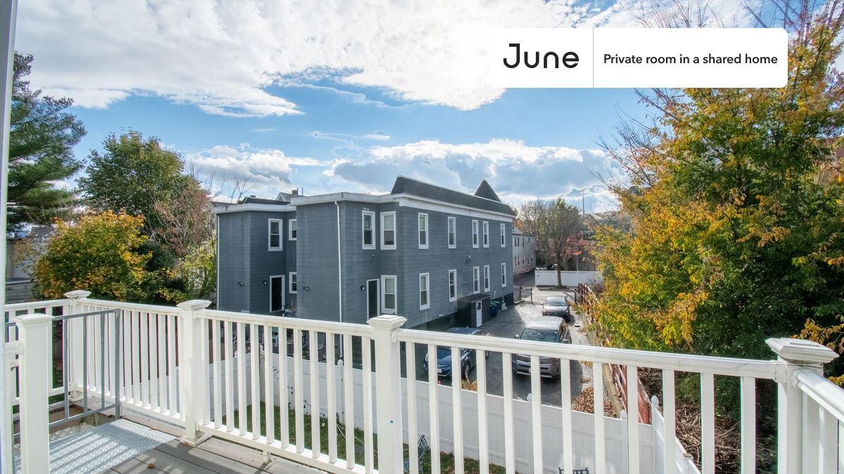 Building Photo - Room in Shared 4 bed/1.5 bath home in Somerville