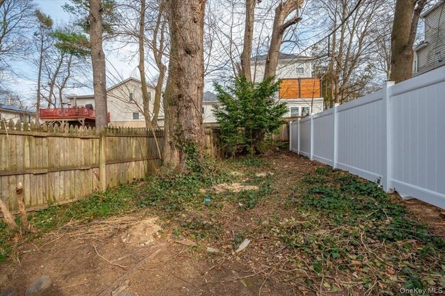 Building Photo - 28 Cross St