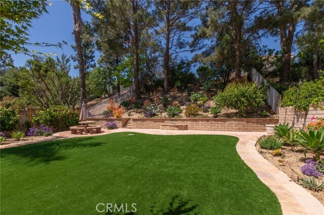 Building Photo - 15535 Mallory Ct