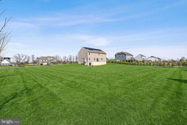 Building Photo - 40 Gina Dr