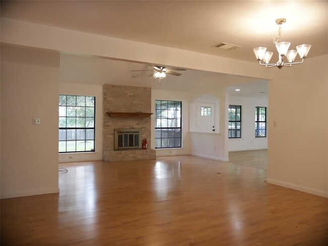 Building Photo - 1612 Buttercup Rd