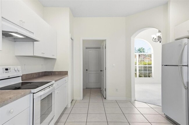 Building Photo - 29 E Diamond Dr