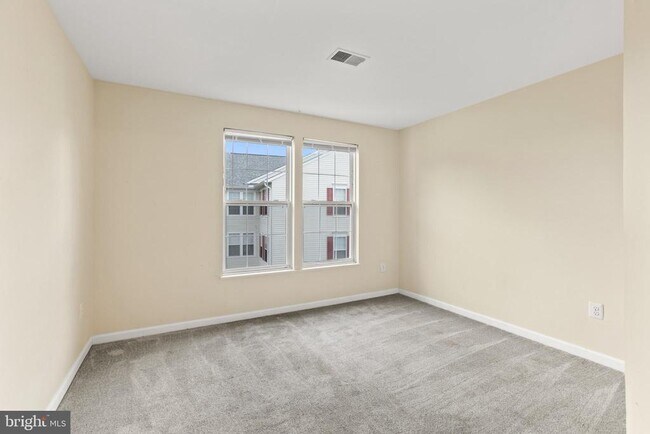 Building Photo - 7516 Snowpea Ct