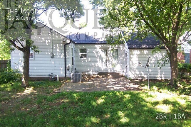 Building Photo - 726 S Kentwood Ave