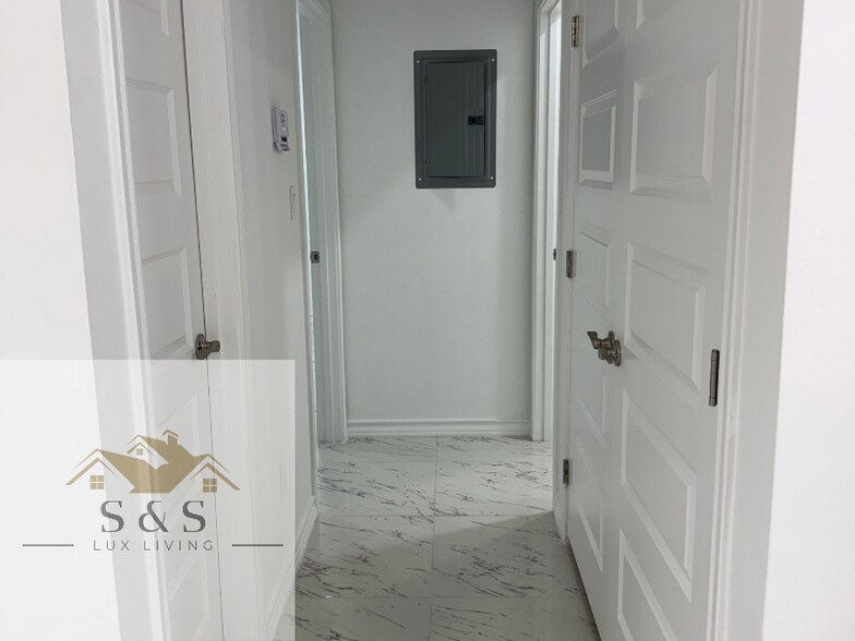 Building Photo - 11306 N 24th St