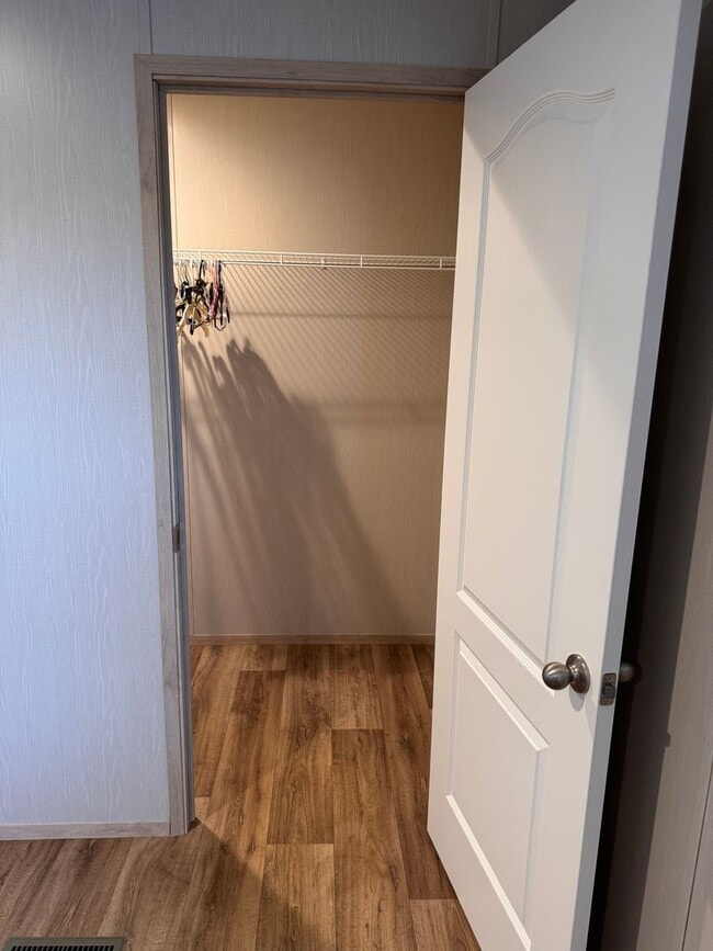 Building Photo - 3 Bedroom || 2 Bathroom in Concord