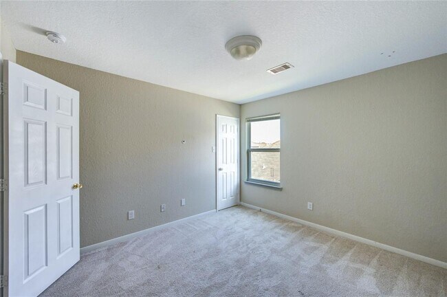 Building Photo - 20710 Falcon Hill St