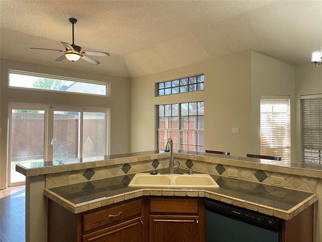 Building Photo - 9705 Carmel Valley Dr