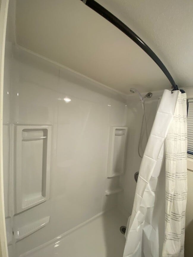 Building Photo - 5236 Buckhorn Rd