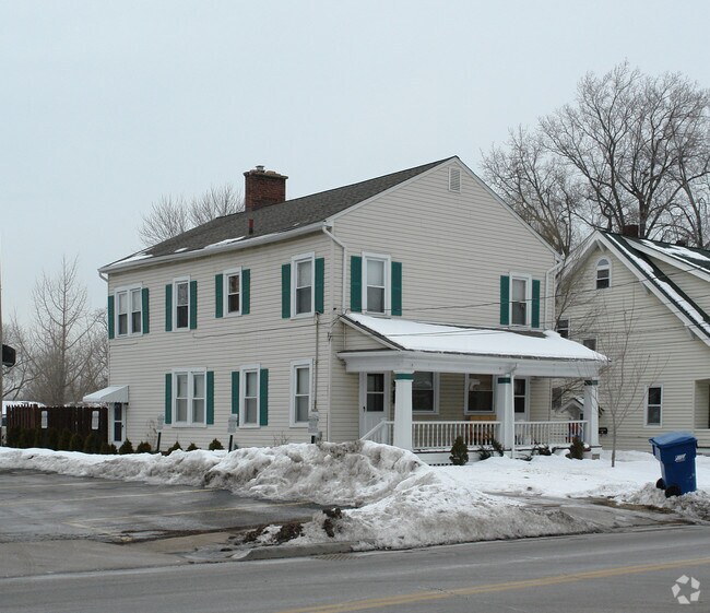 138142 Main St 138142 Main St Amherst OH 44001 Apartment Finder