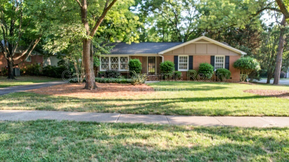 Building Photo - 6700 Castlegate Dr
