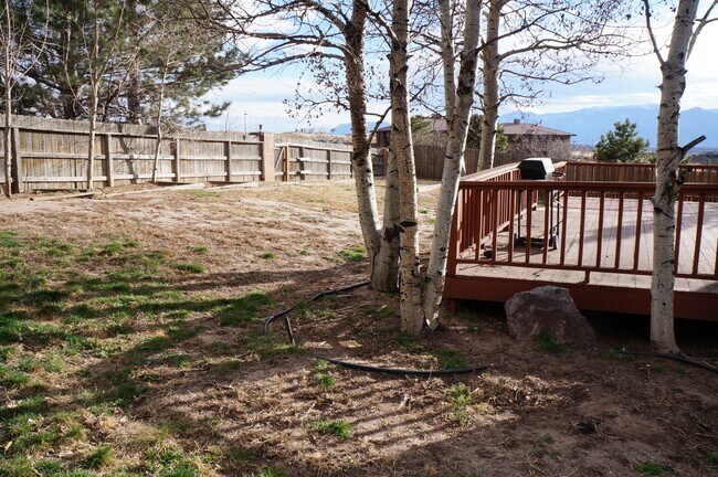 Building Photo - 7565 Hickorywood Dr