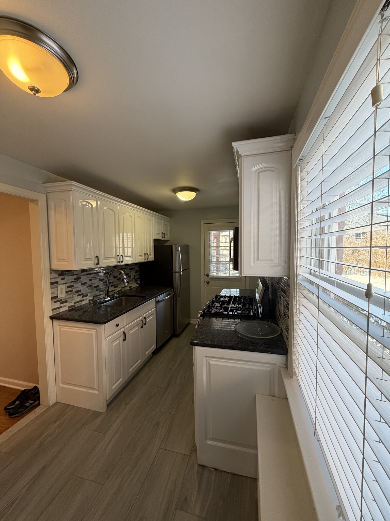 Building Photo - 186 Seaton Rd