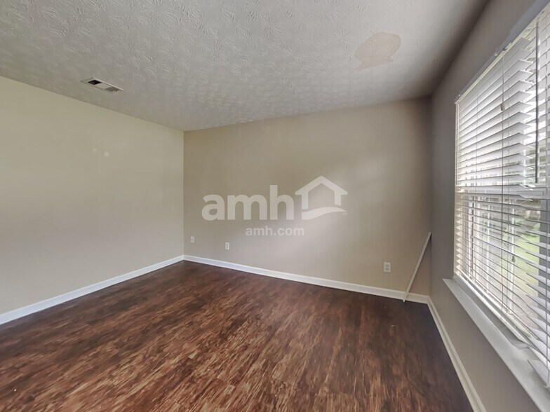 Building Photo - 2944 Jasmine Brook Ct