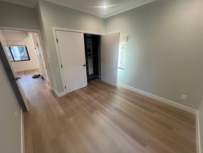 Building Photo - Beautiful 2 bed 1 bath ADU cottage in Los ...