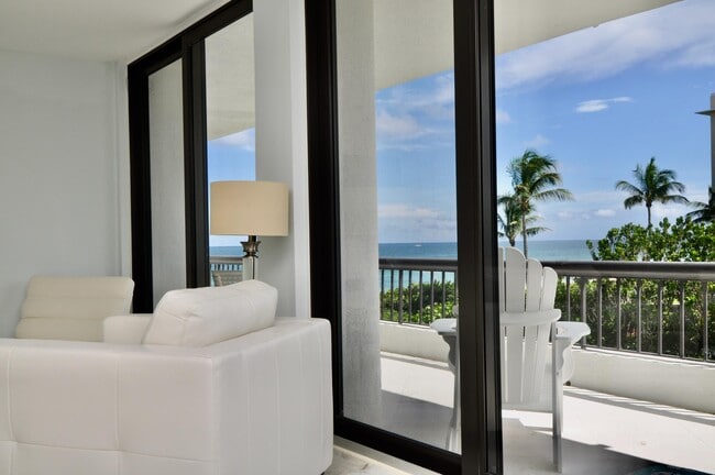 Building Photo - 2660 S Ocean Blvd