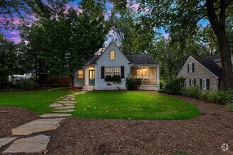 Building Photo - 3 Bed, 2 Bath Home in Greenville is Available
