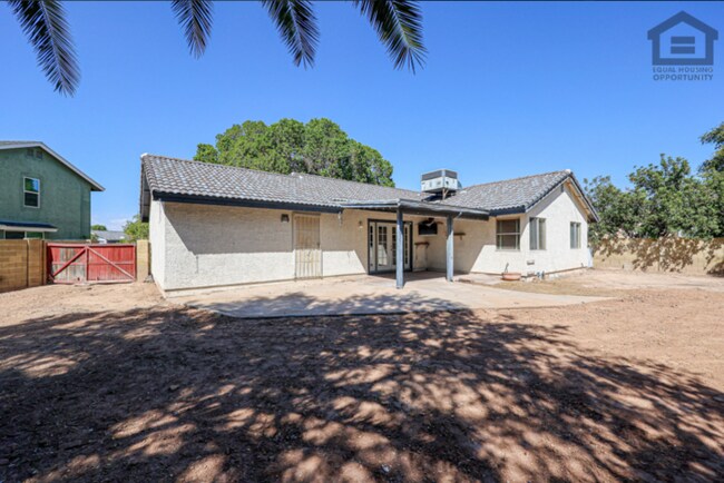Building Photo - 3Bed/2Bath House at 59th Ave/Union Hills! Ready for Immediate Move-In!