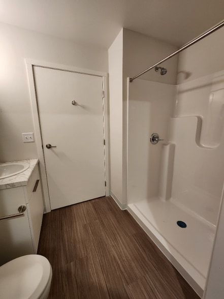 Building Photo - 211 1st Ave NW