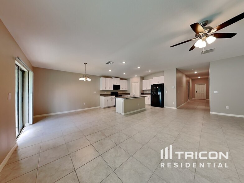 Building Photo - 4128 Salt Springs Ln