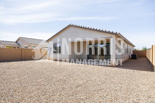 Building Photo - Beautiful Almost Brand New Home in Villago!