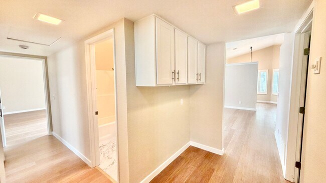 Building Photo - Recently updated Single-Story Home in the lovely community of Wildomar!