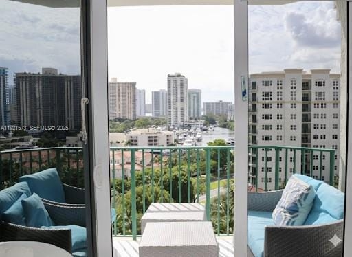 Building Photo - 20000 E Country Club Dr