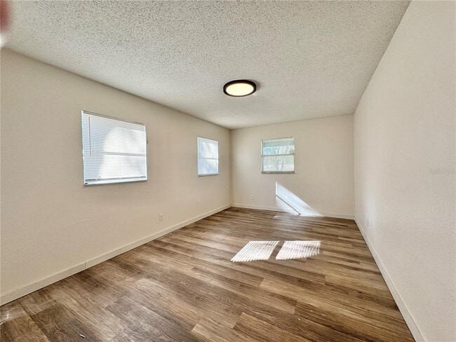 Building Photo - 133 S Bulova Dr