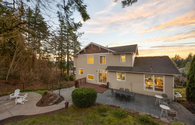 Building Photo - Spacious Happy Valley 4 Bedroom + Office Home with Valley Views, 3-Car Garage & Entertainer’s Bac...