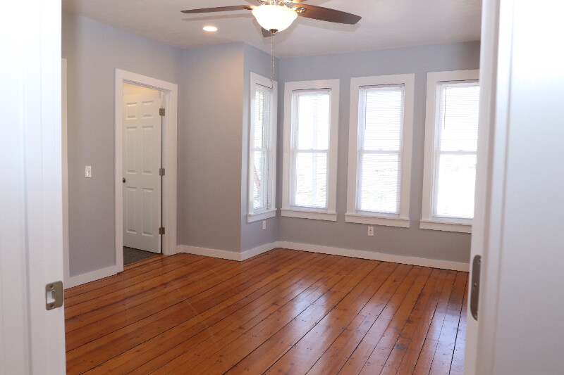 Building Photo - 22 Forest St