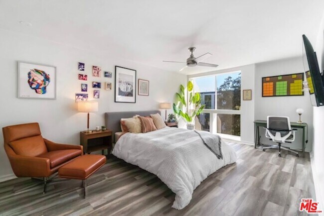 Building Photo - 1015 Kings Rd