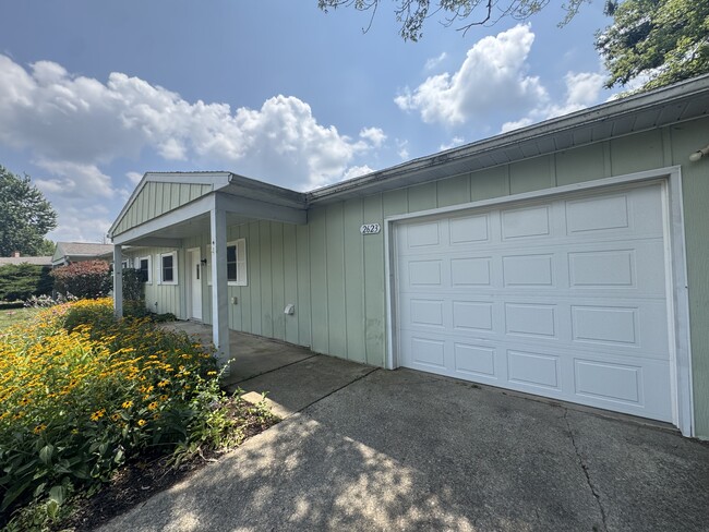 Building Photo - 2623 Capehart Ave