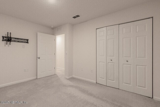 Building Photo - 957 Observatory Pkwy