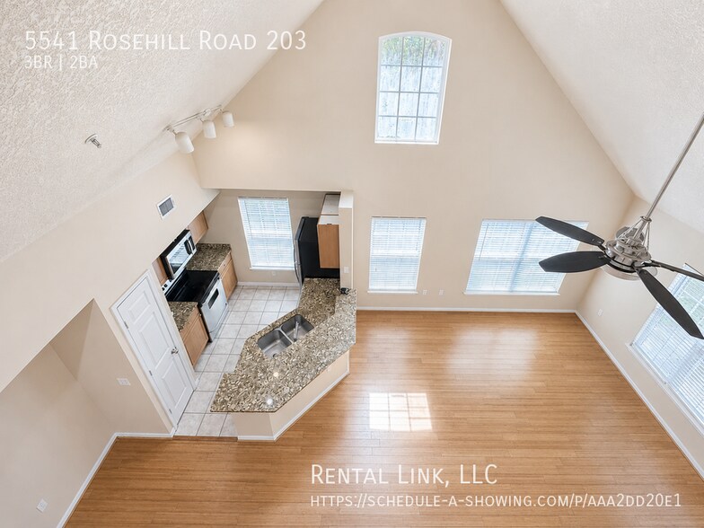 Building Photo - 5541 Rosehill Rd