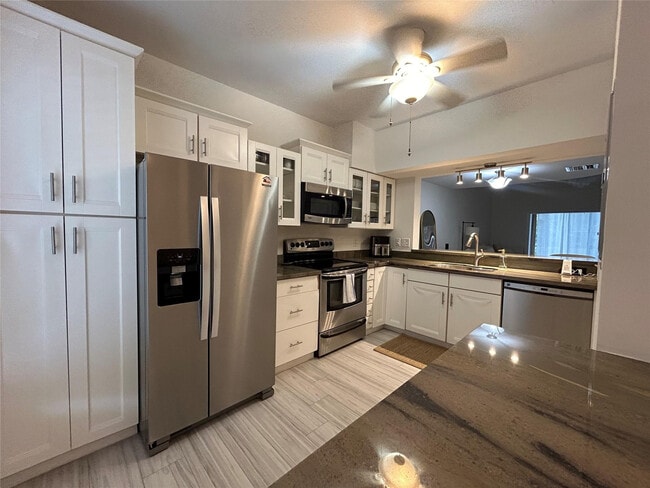 Building Photo - 1043 Kokomo Key Ln