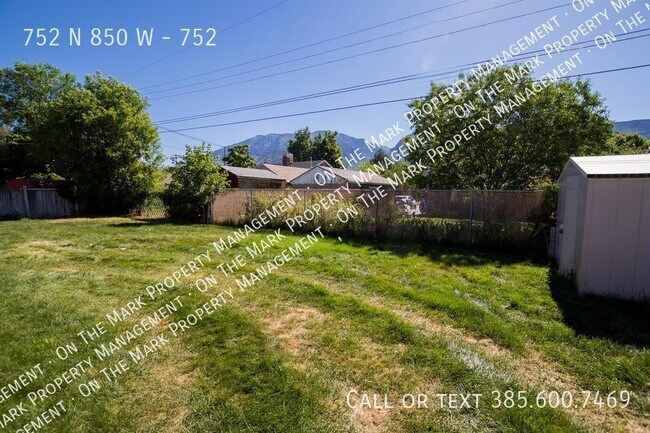 Building Photo - 752 N 850 W St