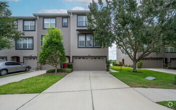Building Photo - Town Home For Rent in Lake Brandon!