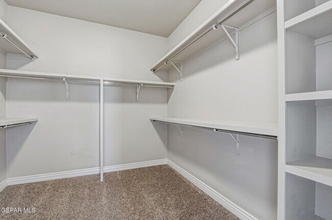 Building Photo - 11441 Victor Flores Pl