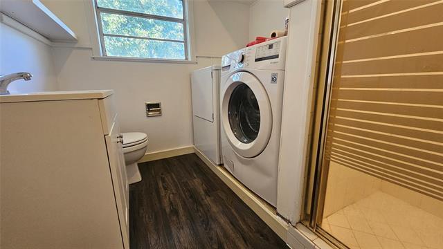 Building Photo - 2621 N Locust St