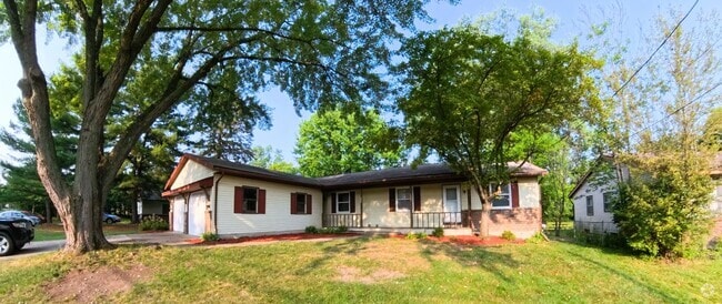 Building Photo - 2555 Ridgemoor Dr SE